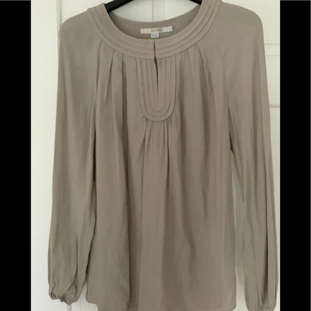 Women’s blouse